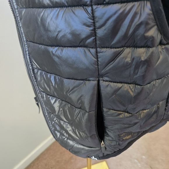 Joylab | Medium | Black Quilted Puffer Vest - Picture 7 of 9